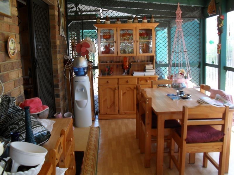 52 Barker Street, Point Vernon QLD 4655