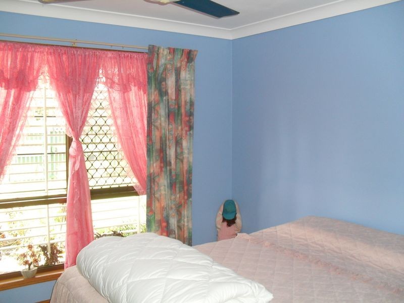 52 Barker Street, Point Vernon QLD 4655