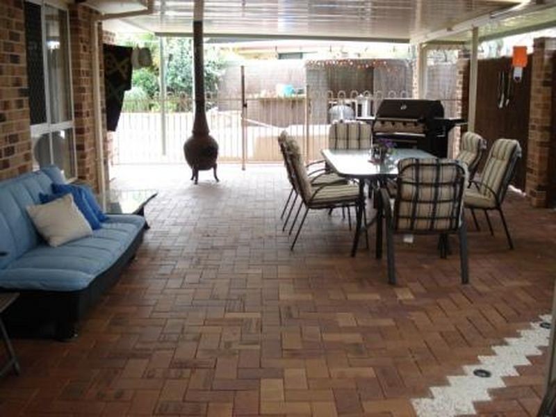 42 Aimee Drive, Urangan QLD 4655