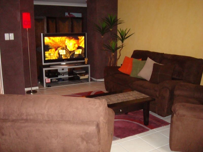 42 Aimee Drive, Urangan QLD 4655