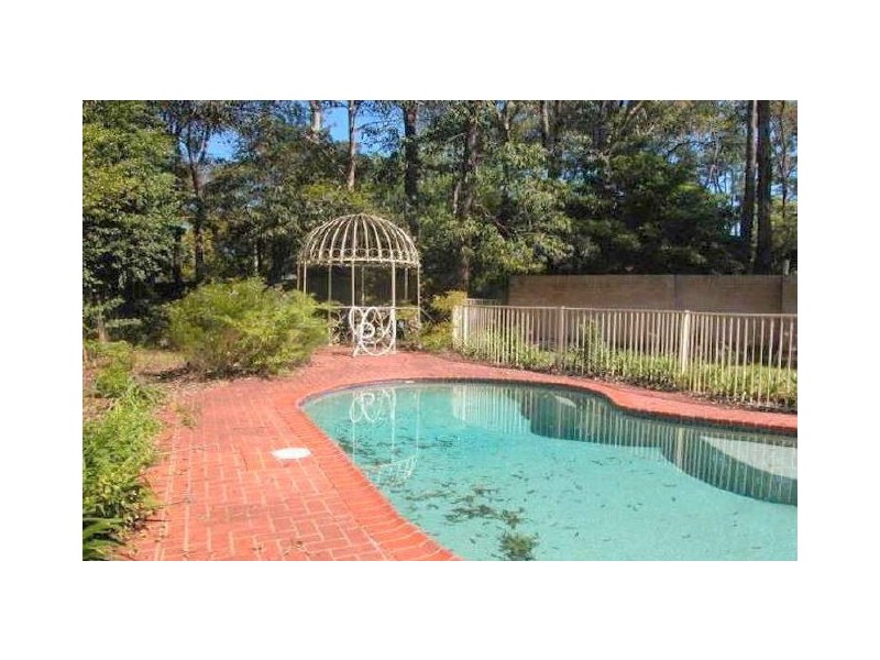 4 Eastern Arterial Road, St Ives NSW 2075