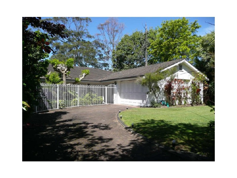 1 Fairlawn Avenue, Turramurra NSW 2074