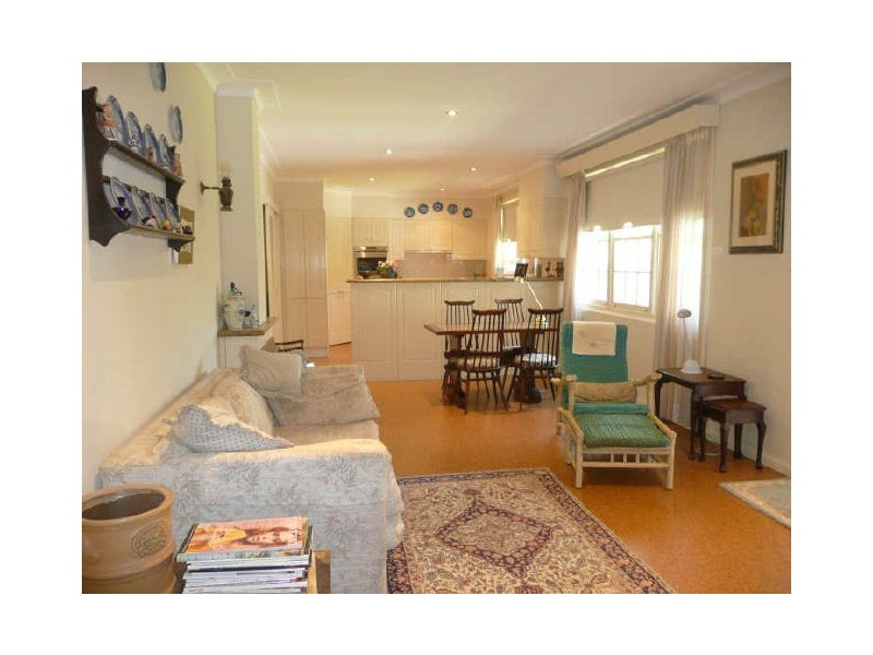 1 Fairlawn Avenue, Turramurra NSW 2074