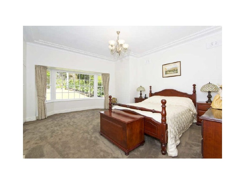 10 Sylvan Avenue, East Lindfield NSW 2070