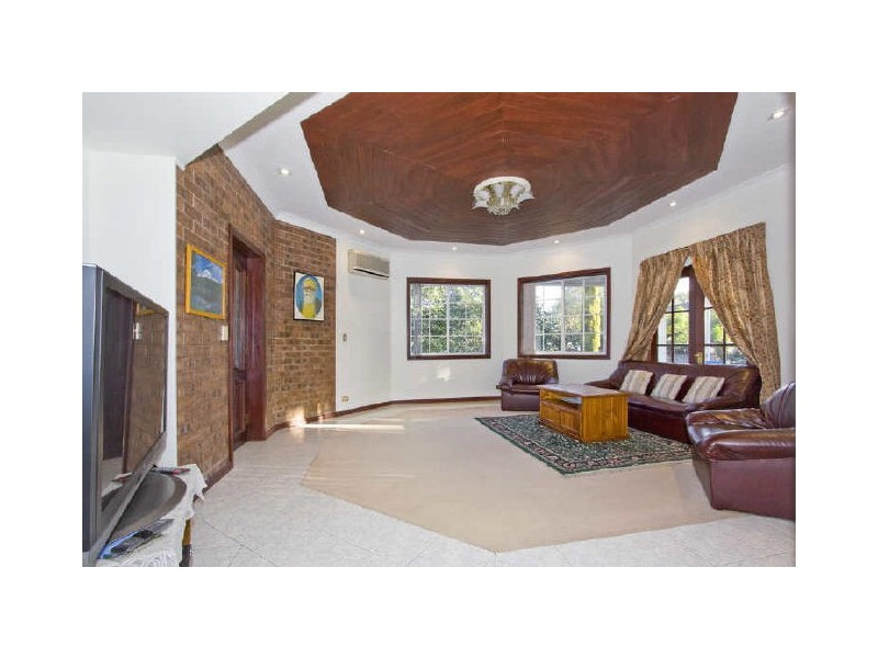 55 Eastern Arterial Road, St Ives NSW 2075
