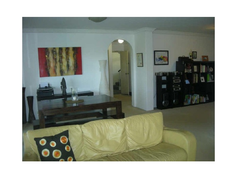 4/2A Bloomsbury Avenue, Pymble NSW 2073