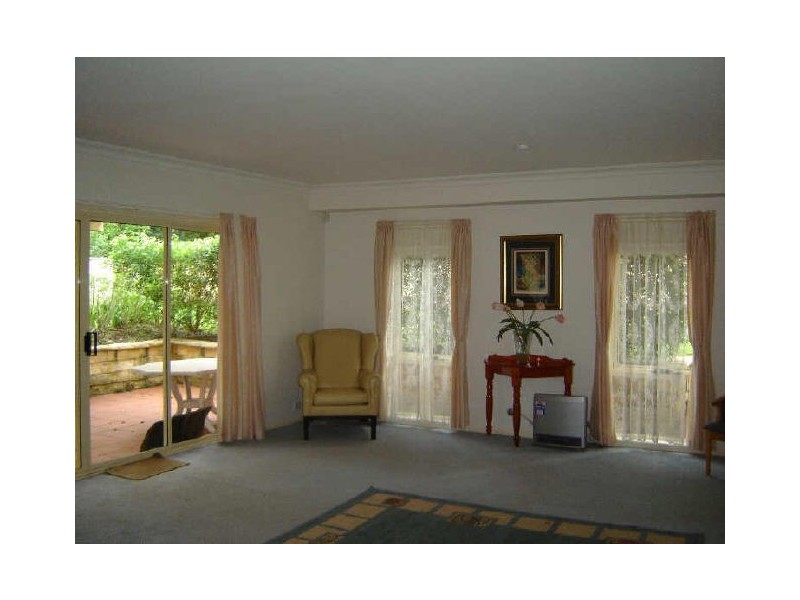 4 Eastern Arterial Road, St Ives NSW 2075