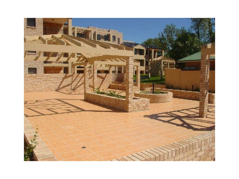 23/12 Murray St, Northmead NSW 2152