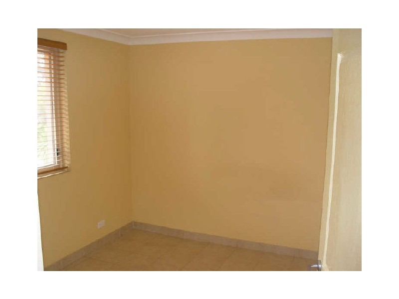 1 Lomond St (N), Guildford NSW 2161