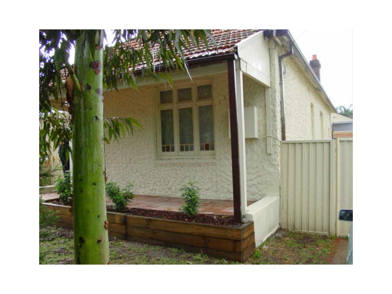 35 Hawksview Rd, Guildford NSW 2161