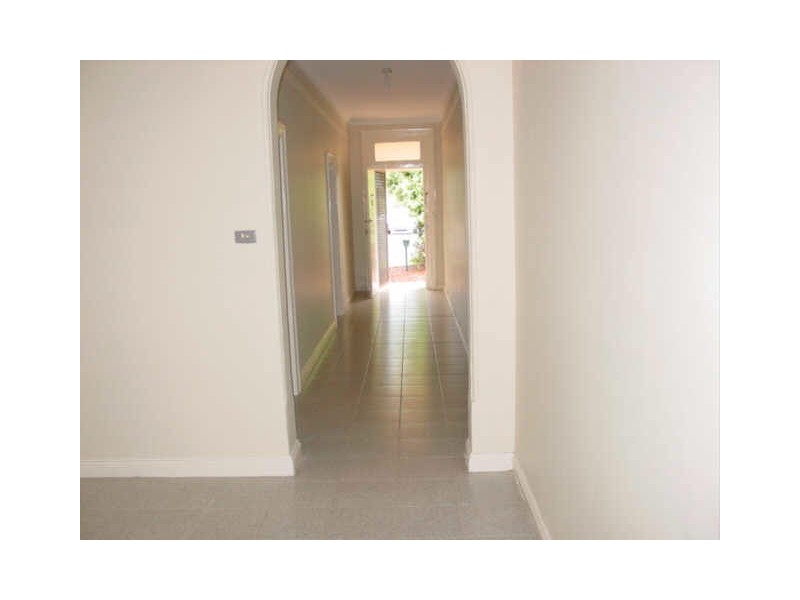 35 Hawksview Rd, Guildford NSW 2161