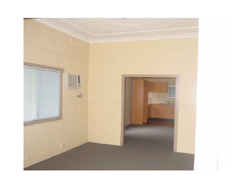 74 Station St, Guildford NSW 2161