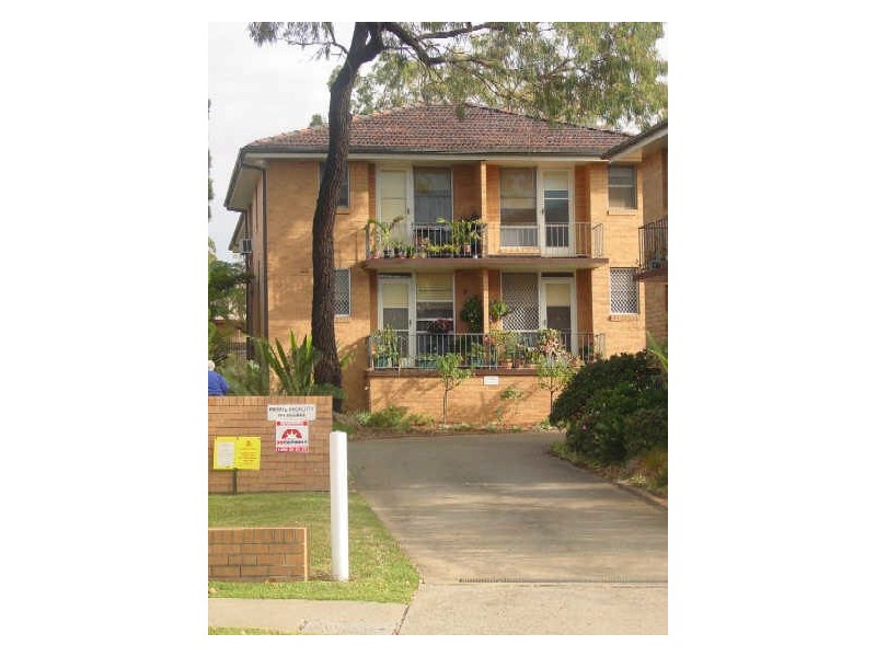 30/115 Military Rd, Guildford NSW 2161