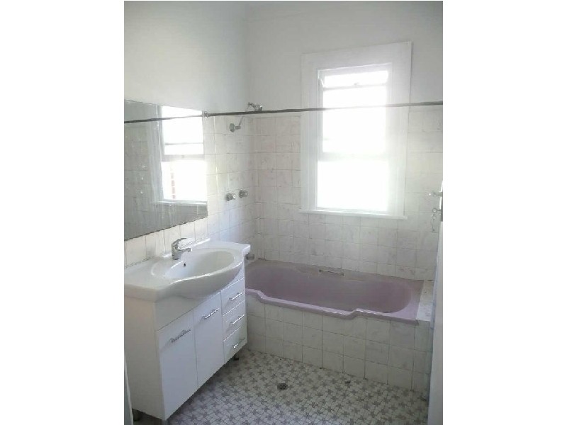 39 West Street, Guildford NSW 2161