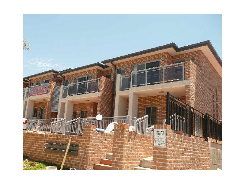 8/33-35 Claremont Street (N), Merrylands NSW 2160