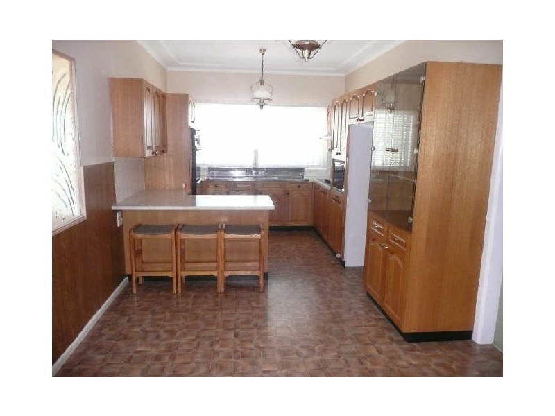 2 Crawford Street (N), Guildford NSW 2161