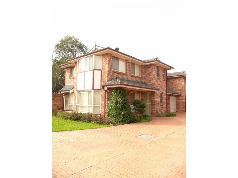 1/487 Woodville Rd (N), Guildford NSW 2161