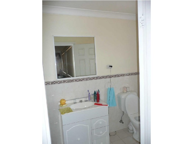 1/487 Woodville Rd (N), Guildford NSW 2161