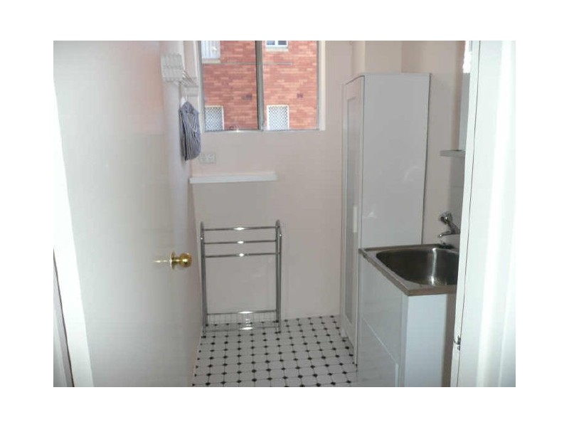 1/4 Calliope Street, Guildford NSW 2161