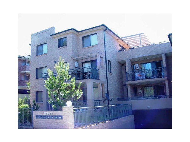 2/71-75 Clyde, Guildford NSW 2161