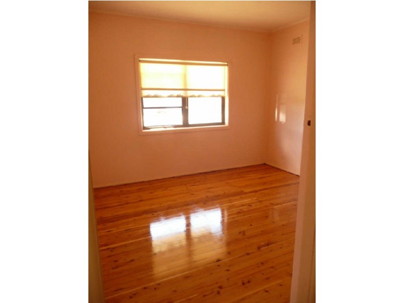 35 Broad Street (N), Bass Hill NSW 2197