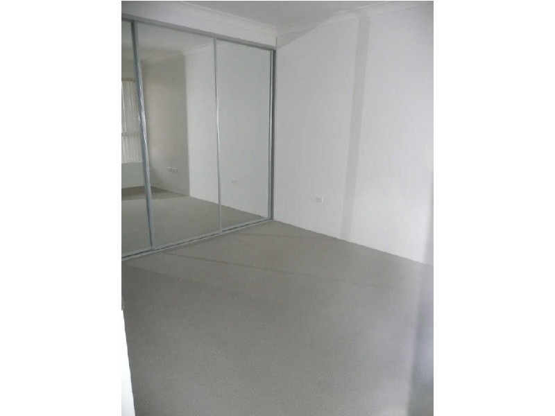 2/40 Earl St (OA), Merrylands NSW 2160