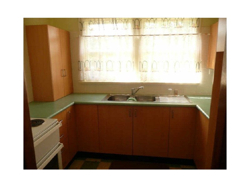 6 Railway Street (N), Guildford NSW 2161