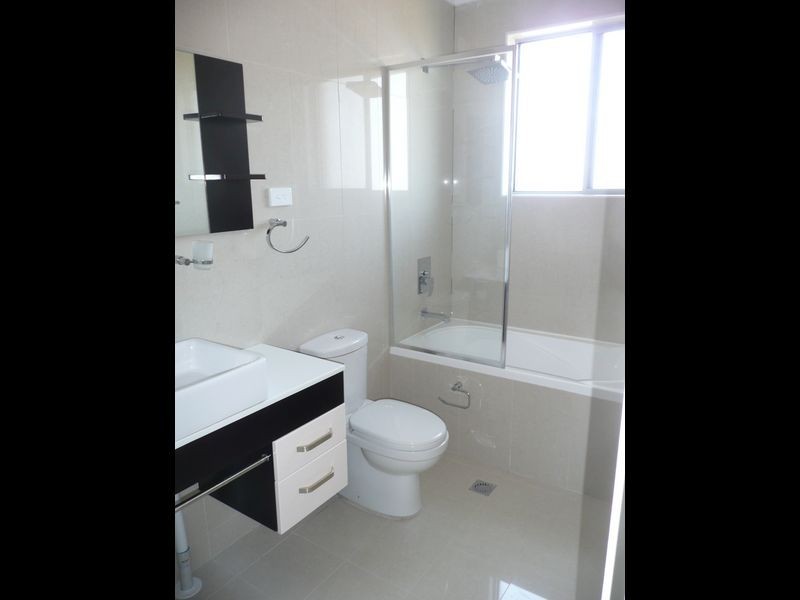 2/44 Lough Avenue, Guildford NSW 2161