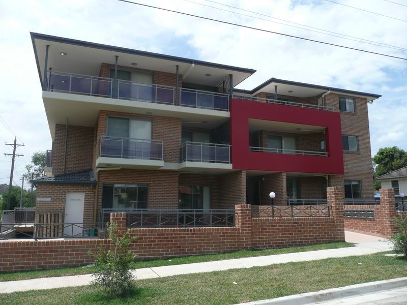 1/72-74 Berwick Street, Guildford NSW 2161