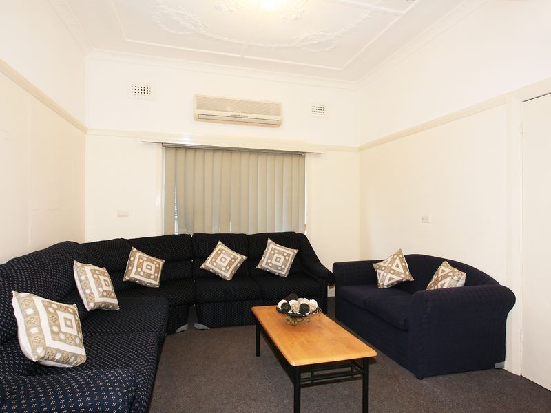 4 May Street, Merrylands NSW 2160