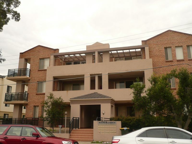 10/ 36-38 Lydbrook Street, Wentworthville NSW 2145