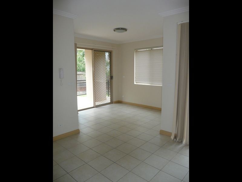 10/ 36-38 Lydbrook Street, Wentworthville NSW 2145