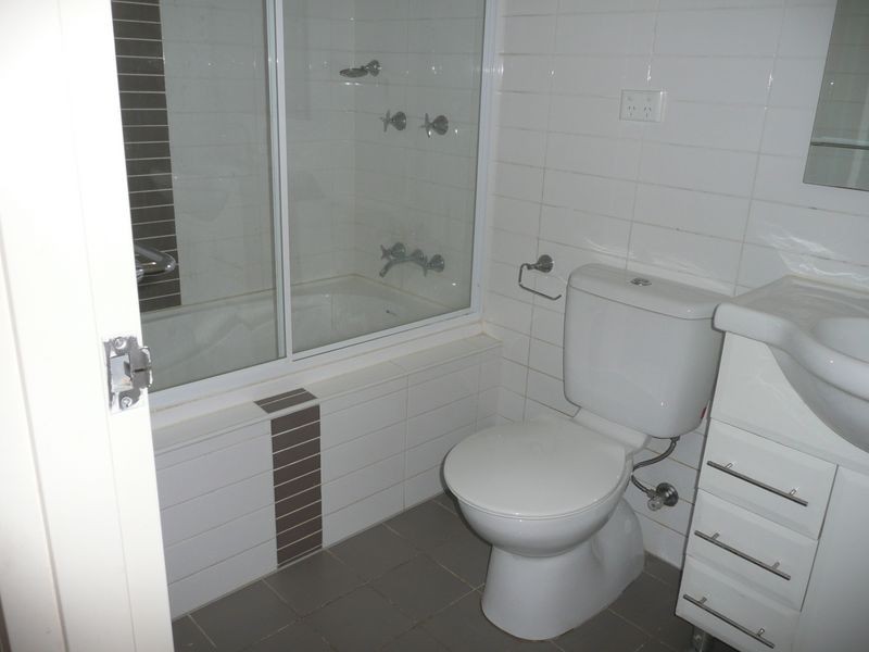 11/30-34 Reid Ave, Westmead NSW 2145