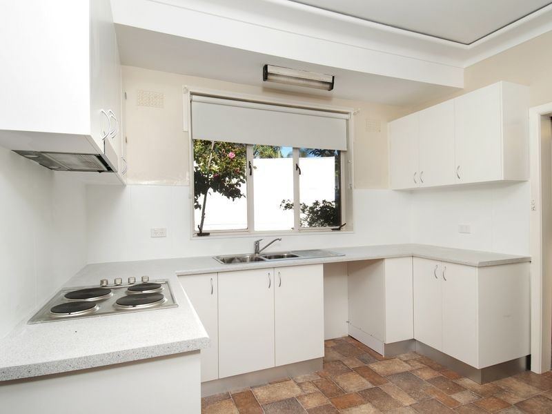 2 Henry Street, Guildford NSW 2161