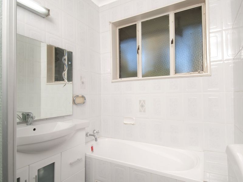 2 Henry Street, Guildford NSW 2161