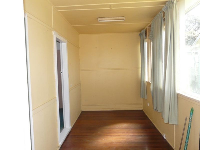 10 McPhee St, Chester Hill NSW 2162