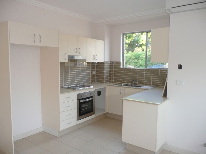 8/11-13 Cross Street, Guildford NSW 2161