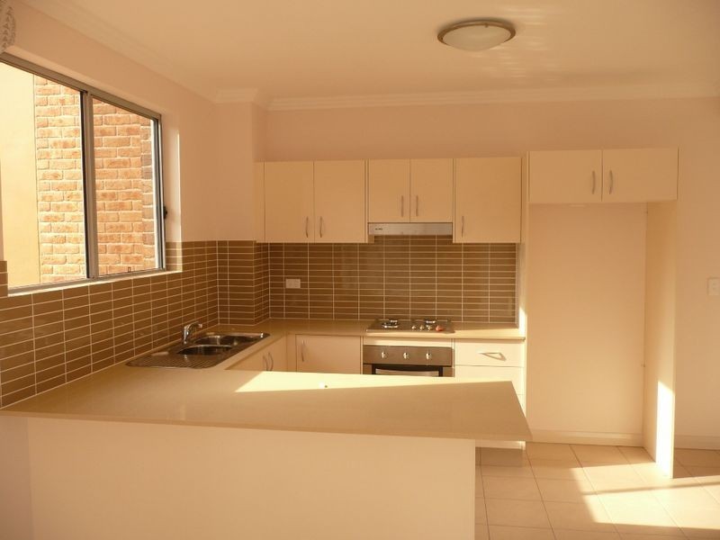 8/11-13 Cross Street, Guildford NSW 2161