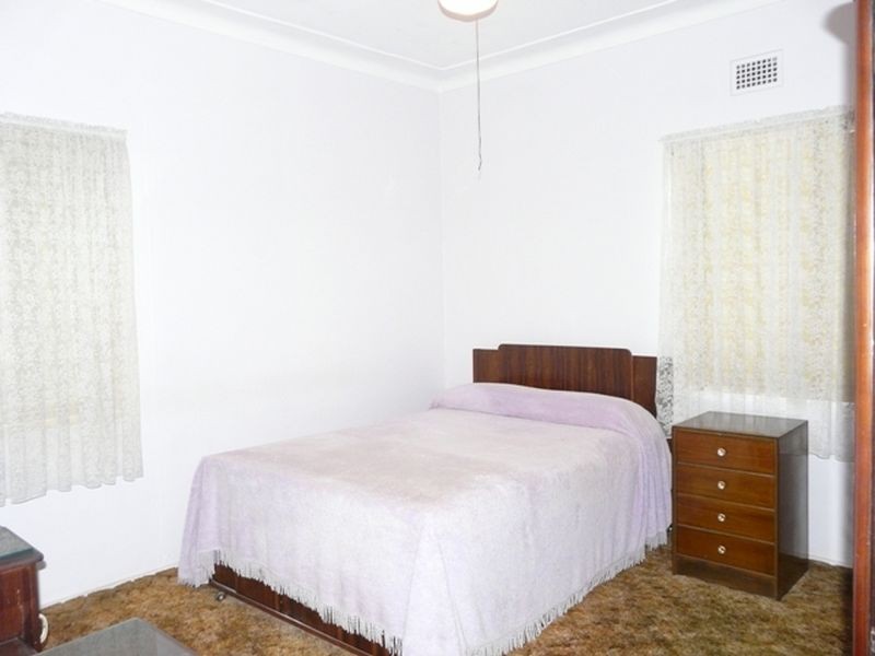 26 Elliston Street, Chester Hill NSW 2162