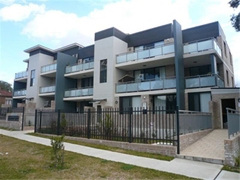 12/57-61 The Esplanade, Guildford NSW 2161