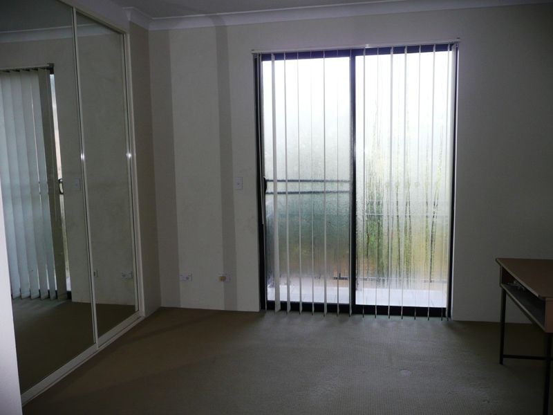 9/72-74 Mountford Ave, Guildford NSW 2161