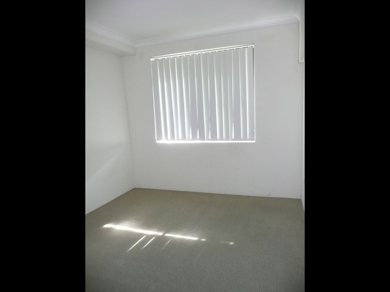 4/10-12 Wingello St, Guildford NSW 2161