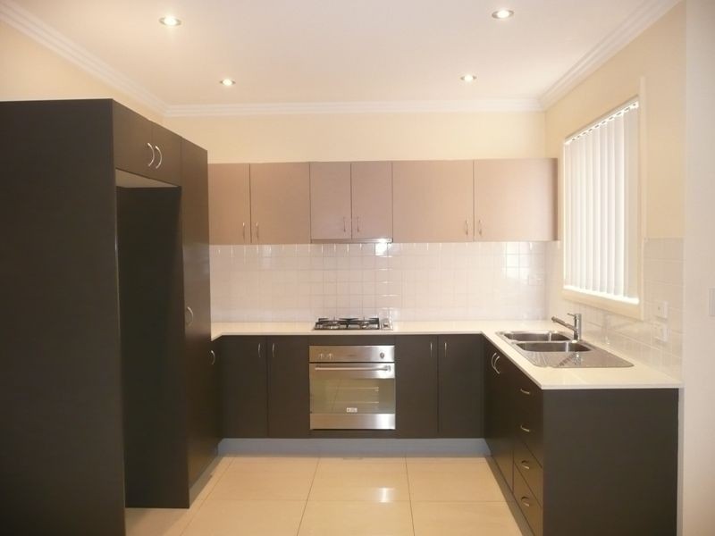 11A Whitworth St, Westmead NSW 2145