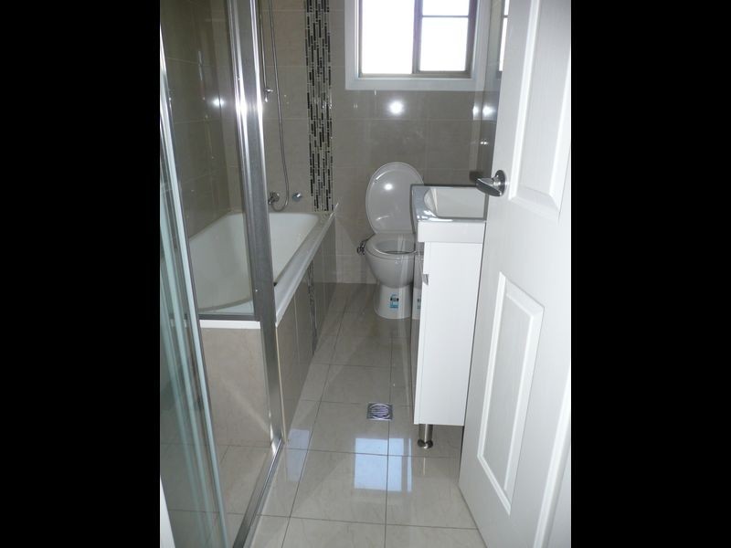 10 Regina St, Guildford West NSW 2161