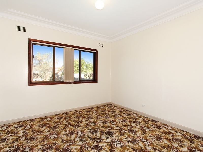 31 Railway St, Yennora NSW 2161