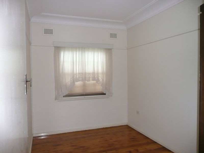 17 Gough Ave, Chester Hill NSW 2162