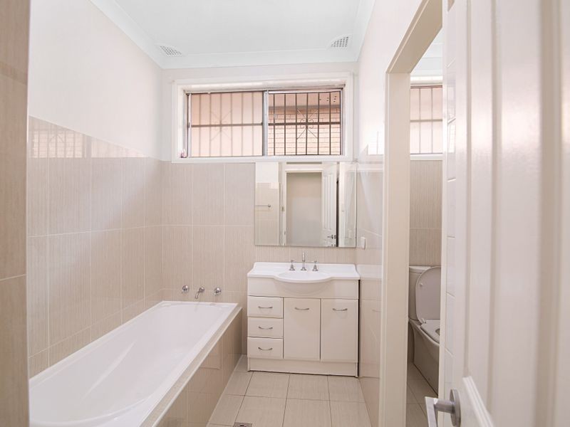 6 Lough Avenue, Guildford NSW 2161