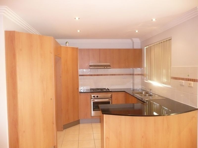 17/22 Blaxcell Street, Granville NSW 2142