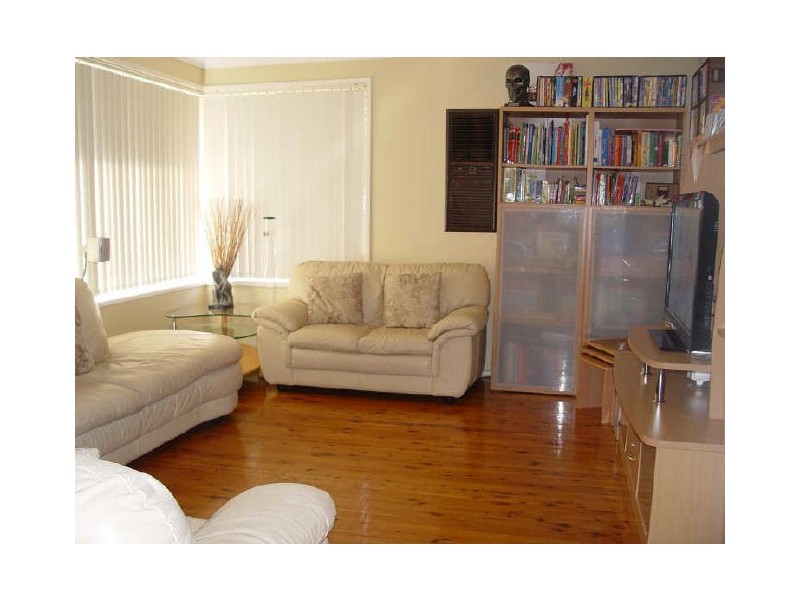 62 Lough Ave, Guildford NSW 2161