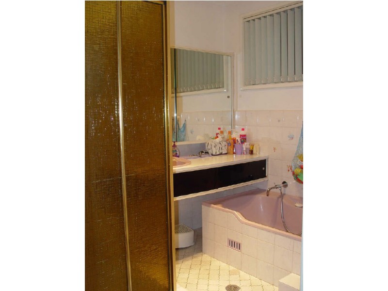 62 Lough Ave, Guildford NSW 2161